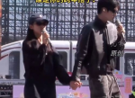 宋威龙张婧仪牵手舞台